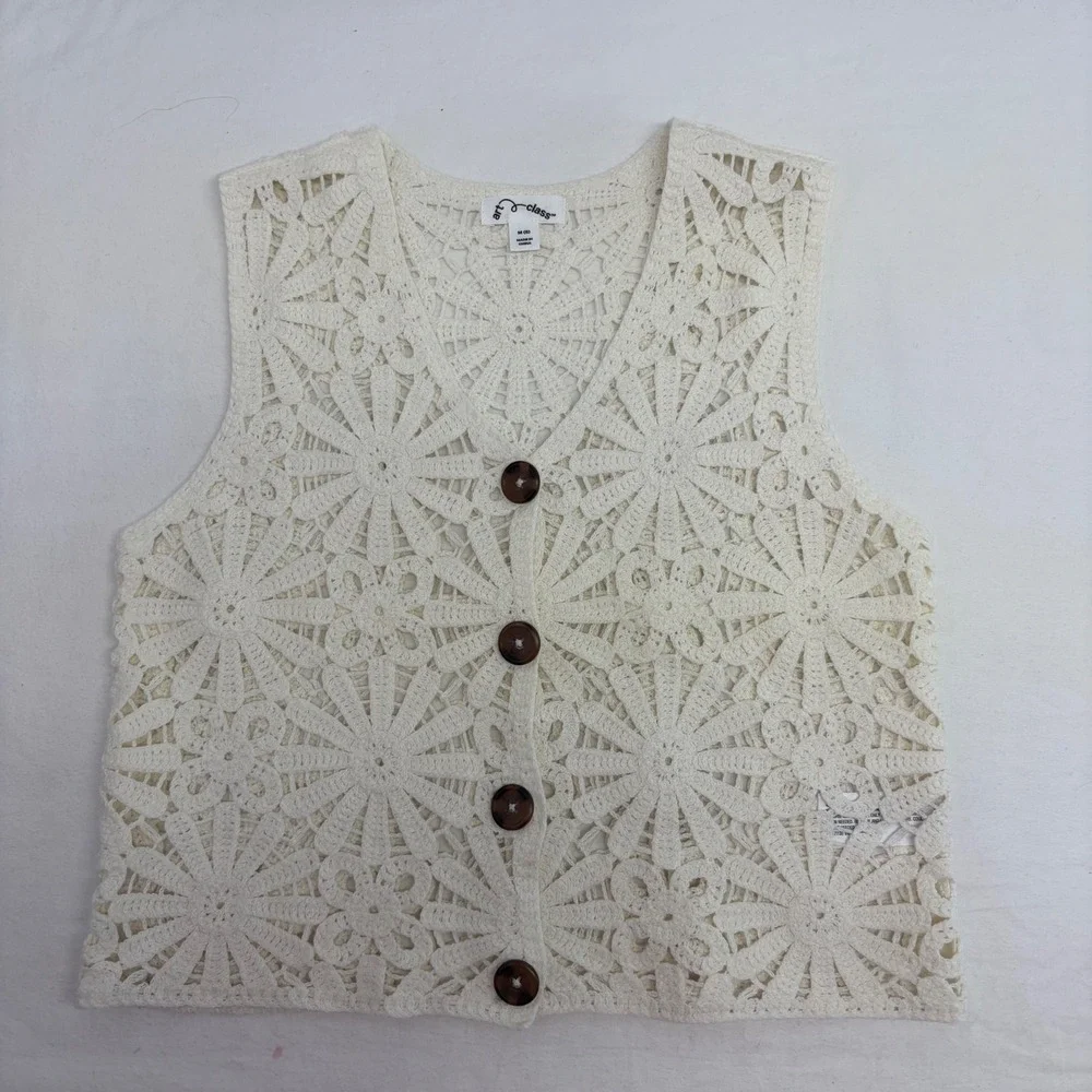 Art Class Crochet Vest Girls Medium 8 White Floral Button Up Boho Cottagecore